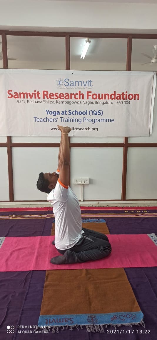 Yoga practice moment 4